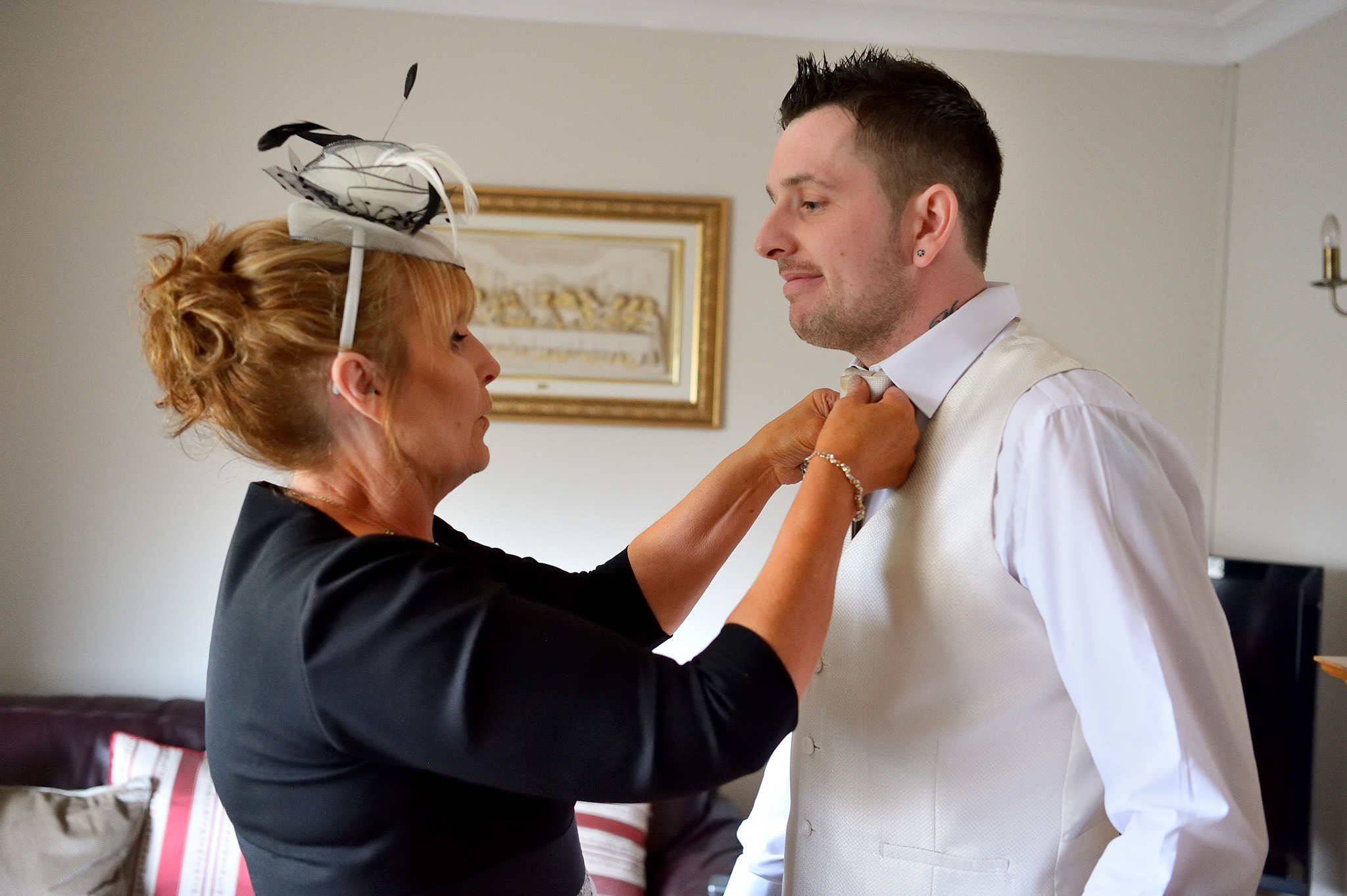 Weddings photography, mother and son